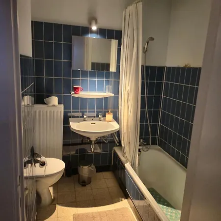 Apartment Gent's For Short And Middle Long *